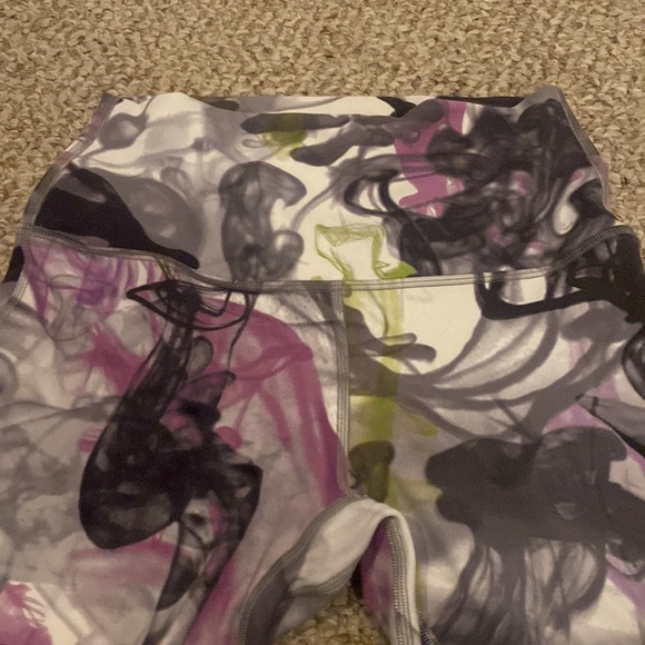 Lululemon align leggings high rise - Picture 2 of 3